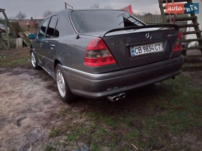 Седан Mercedes-Benz C-Class 1995 в Нежине