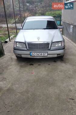 Седан Mercedes-Benz C-Class 1995 в 