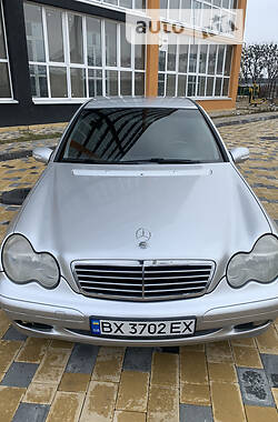 Седан Mercedes-Benz C-Class 2000 в 