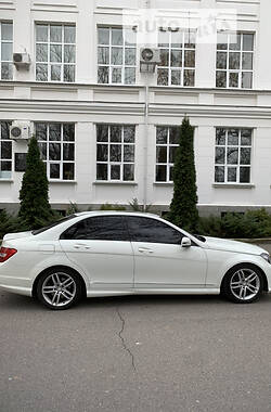 Седан Mercedes-Benz C-Class 2012 в Белой Церкви