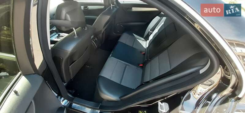 Седан Mercedes-Benz C-Class 2008 в Запоріжжі