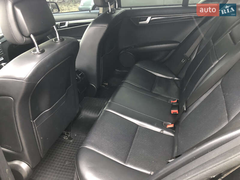 Универсал Mercedes-Benz C-Class 2011 в Тальном фото 11 Универсал Mercedes-Benz C-Class 2011 в Тальном