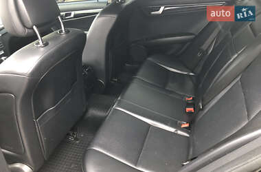 Универсал Mercedes-Benz C-Class 2011 в 
