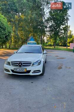 Седан Mercedes-Benz C-Class 2012 в Киеве