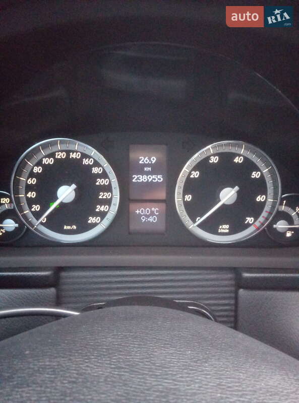 Купе Mercedes-Benz C-Class 2007 в Ямполе фото 5 Купе Mercedes-Benz C-Class 2007 в Ямполе