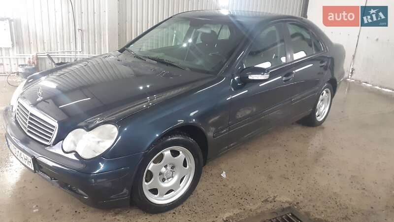 Седан Mercedes-Benz C-Class 2000 в Ивано-Франковске