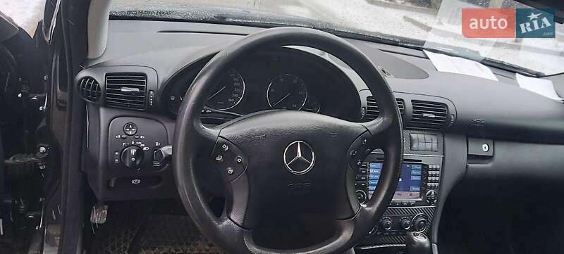 Універсал Mercedes-Benz C-Class 2006 в Кропивницькому
