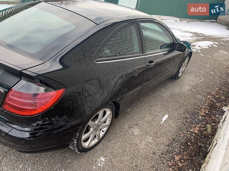 Купе Mercedes-Benz C-Class 2002 в Нежине фото 3 Купе Mercedes-Benz C-Class 2002 в Нежине