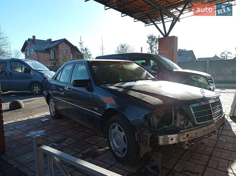 Седан Mercedes-Benz C-Class 1996 в 
