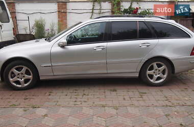 Універсал Mercedes-Benz C-Class 2000 в Чернівцях