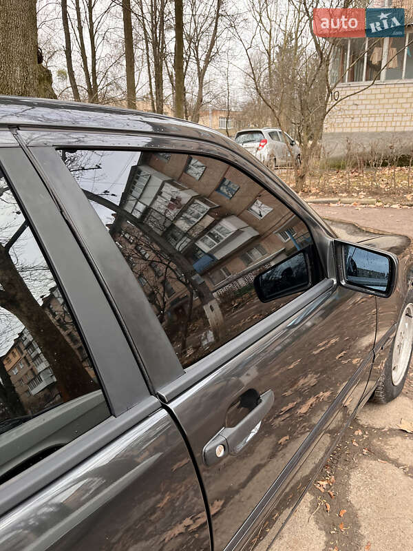 Седан Mercedes-Benz C-Class 1996 в Виннице