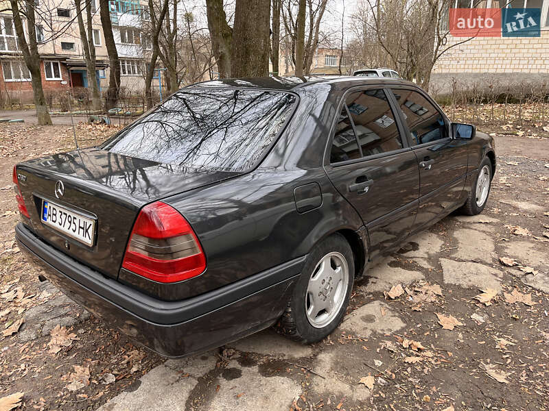 Седан Mercedes-Benz C-Class 1996 в Виннице