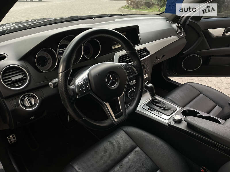 Седан Mercedes-Benz C-Class 2014 в Ивано-Франковске