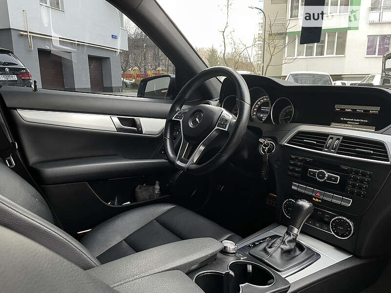 Седан Mercedes-Benz C-Class 2014 в Ивано-Франковске