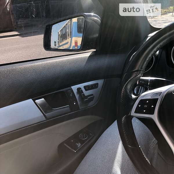 Купе Mercedes-Benz C-Class 2012 в Львове