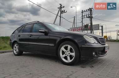 Універсал Mercedes-Benz C-Class 2006 в Львові
