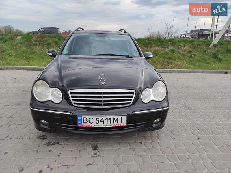 Универсал Mercedes-Benz C-Class 2006 в Львове