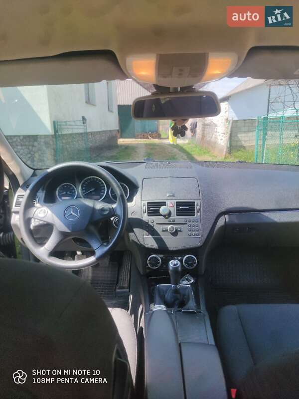 Седан Mercedes-Benz C-Class 2010 в Рожнятове