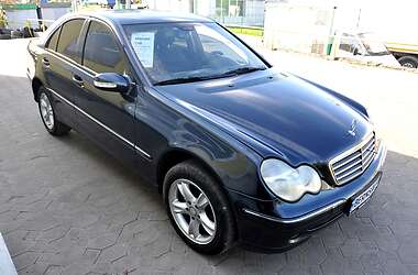 Седан Mercedes-Benz C-Class 2002 в Львові