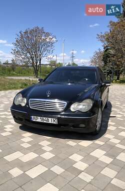 Седан Mercedes-Benz C-Class 2001 в Запорожье