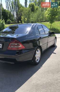 Седан Mercedes-Benz C-Class 2001 в Запорожье