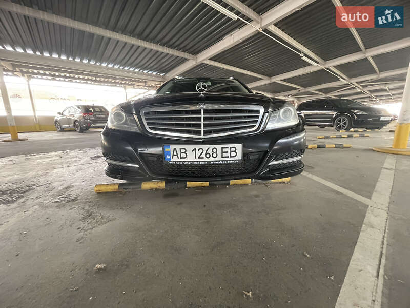 Універсал Mercedes-Benz C-Class 2013 в Вінниці