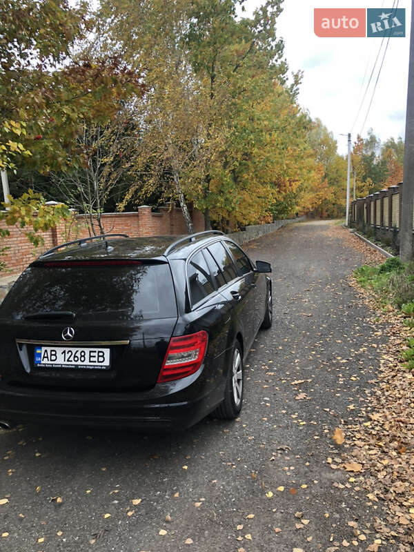 Універсал Mercedes-Benz C-Class 2013 в Вінниці