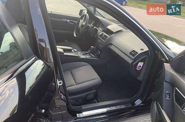 Универсал Mercedes-Benz C-Class 2010 в 
