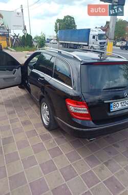 Универсал Mercedes-Benz C-Class 2010 в Чорткове