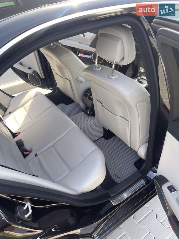 Седан Mercedes-Benz C-Class 2010 в Тернополі