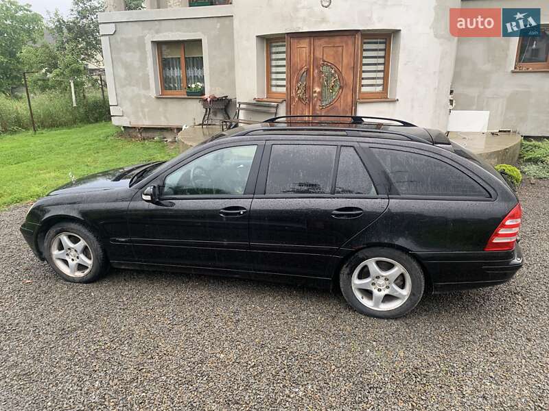 Универсал Mercedes-Benz C-Class 2003 в Львове