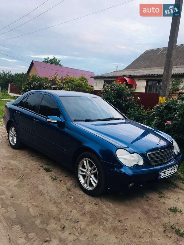 Mercedes-Benz C-Class 2001