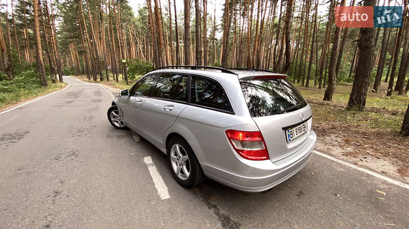 Универсал Mercedes-Benz C-Class 2009 в Полтаве