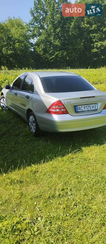 Седан Mercedes-Benz C-Class 2003 в Луцке