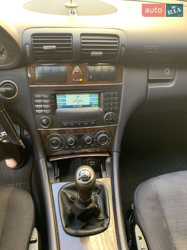 Седан Mercedes-Benz C-Class 2005 в Одесі