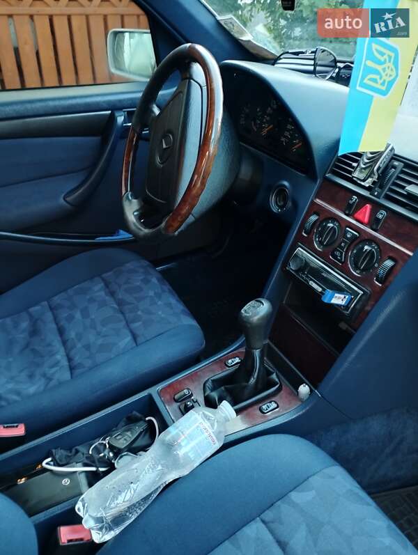 Седан Mercedes-Benz C-Class 1997 в Сокирянах