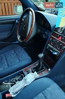Седан Mercedes-Benz C-Class 1997 в 