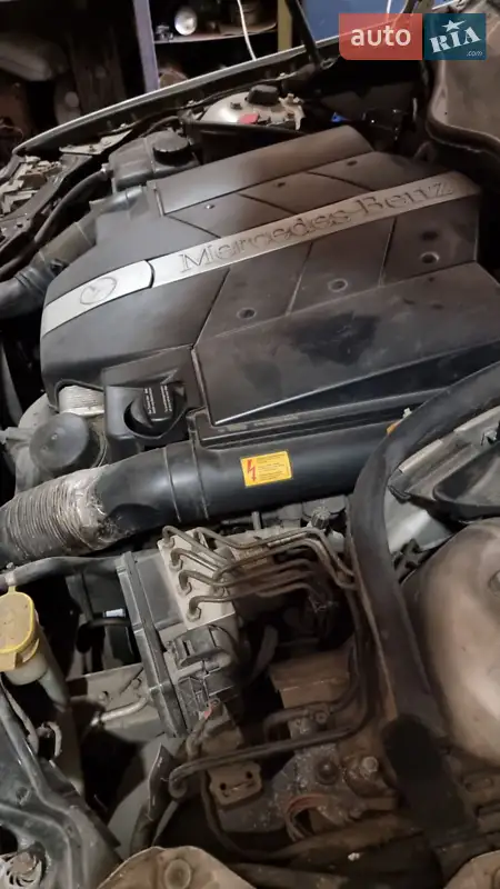 Mercedes-Benz C-Class 2002 VIN WDB2030811F340949 фото оголошення 5 з 48