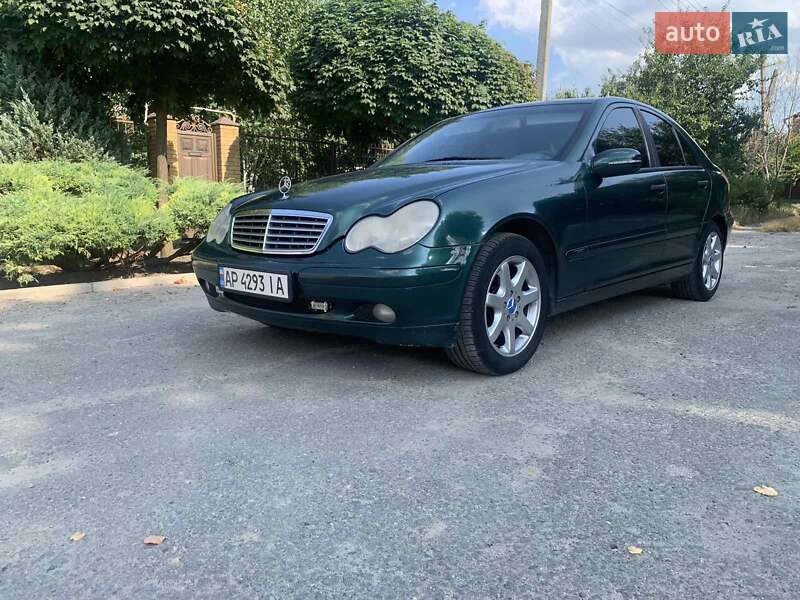 Седан Mercedes-Benz C-Class 2000 в Запорожье