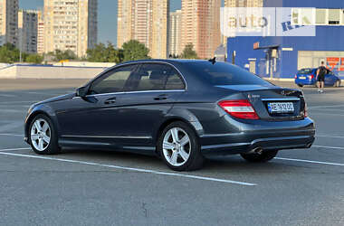 Седан Mercedes-Benz C-Class 2010 в 