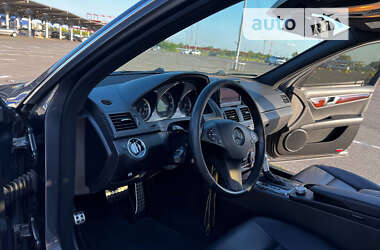 Седан Mercedes-Benz C-Class 2010 в 