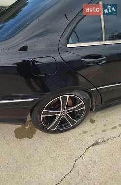 Седан Mercedes-Benz C-Class 2005 в 