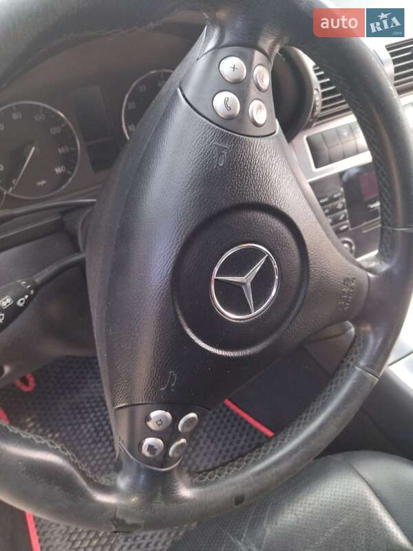 Седан Mercedes-Benz C-Class 2005 в Бориславі