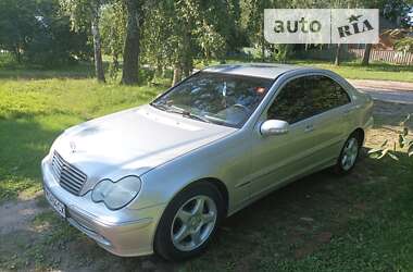 Седан Mercedes-Benz C-Class 2002 в Лебедині