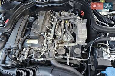 Універсал Mercedes-Benz C-Class 2009 в Ужгороді