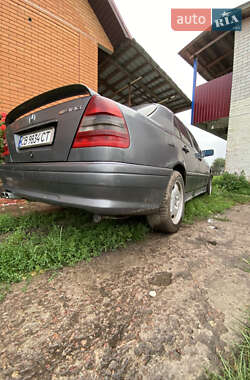 Седан Mercedes-Benz C-Class 1995 в Нежине