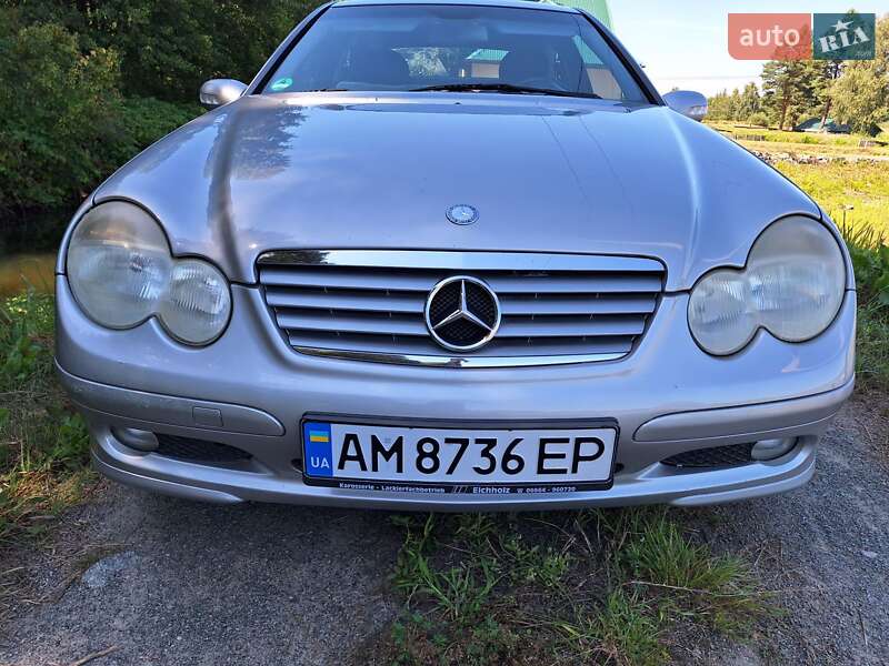 Купе Mercedes-Benz C-Class 2002 в Житомире