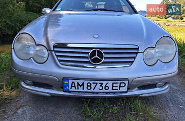 Купе Mercedes-Benz C-Class 2002 в 