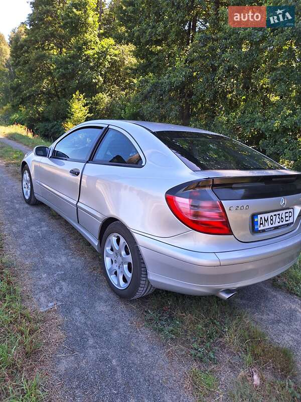 Купе Mercedes-Benz C-Class 2002 в Житомире