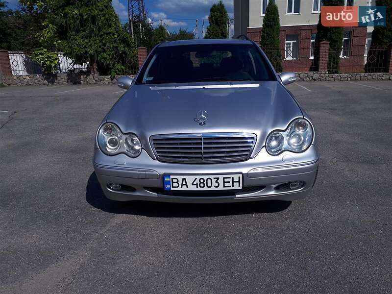 Универсал Mercedes-Benz C-Class 2002 в Новомиргороде